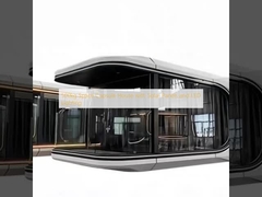 منزل كبسولة فضائية بوزن 500 كجم مع ألواح شمسية وإضاءة LED