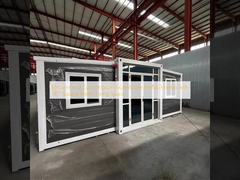 منازل سابقة التجهيز قابلة للتوسيع وحديثة وقابلة للتخصيص مع مساحة معيشة 18.5 متر مربع