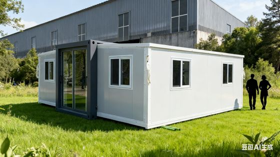 شراء Foldable 20ft Container House with More Than 20 Years Lifespan L5900*W2220*H2480mm Folded Size and 2.0mm Top Beam Bending Parts تصنيع عبر الإنترنت