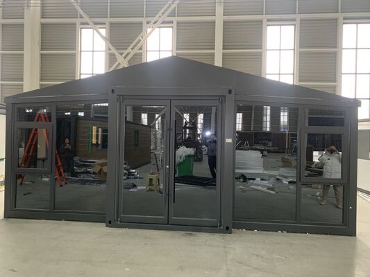 الإطار الجانبي المصقول بالكامل 20ft الحاوية القابلة للطي مع مقاومة الرياح 4.18 KN / M2 و 30-40 سنة العمر